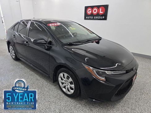 Used 2022 Toyota Corolla LE FWD image 1