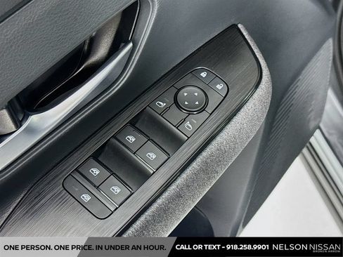 Certified 2025 Nissan Kicks SV AWD/4WD image 16