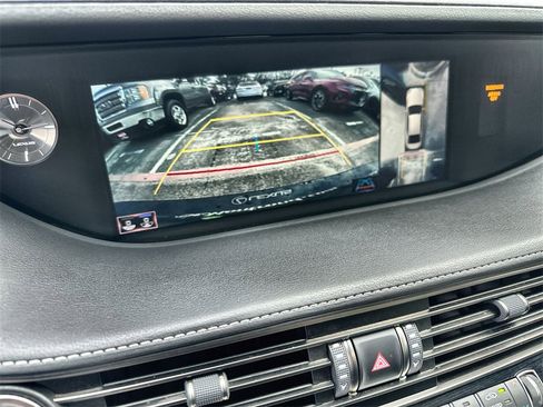 Used 2018 Lexus LS 500 image 29