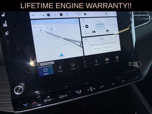 Certified 2024 Jeep Wagoneer L Series II w/ Flexible Seating Group image 23