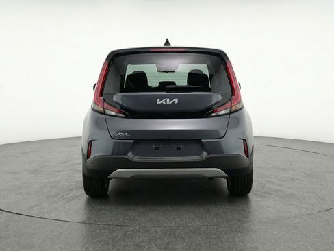 Used 2025 Kia Soul LX w/ LX Technology Package image 7