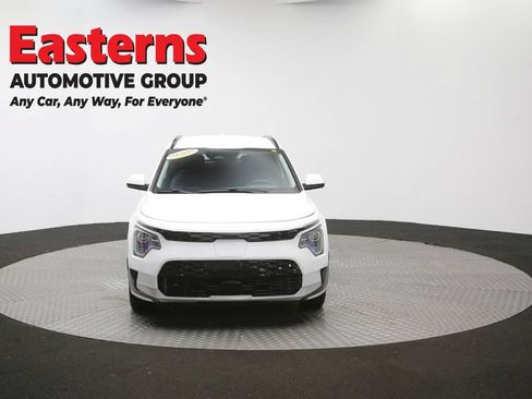 Used 2023 Kia Niro Wind w/ Wind Preserve Package FWD image 52