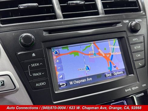 Used 2014 Toyota Prius V Five FWD image 18