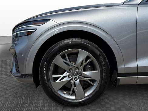Used 2023 Genesis GV70 3.5T Sport w/ Sport Advanced Package AWD/4WD image 9