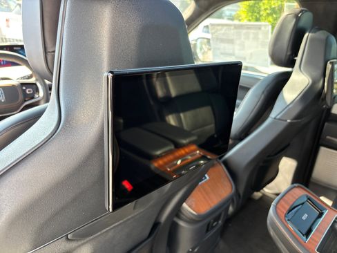 New 2025 Lincoln Navigator L Black Label image 35
