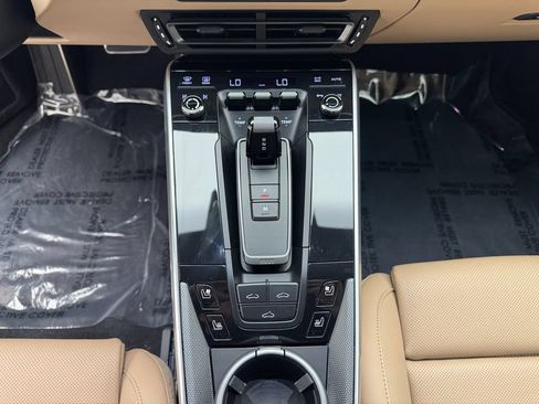Used 2024 Porsche 911 Turbo AWD/4WD image 36