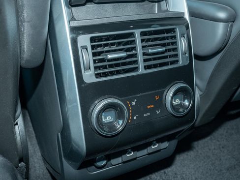 Used 2022 Land Rover Range Rover Sport HST image 19