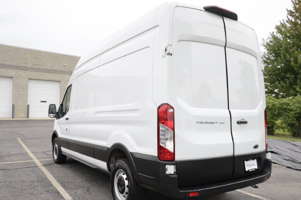 Used 2023 Ford Transit 250 148 High Roof RWD image 16