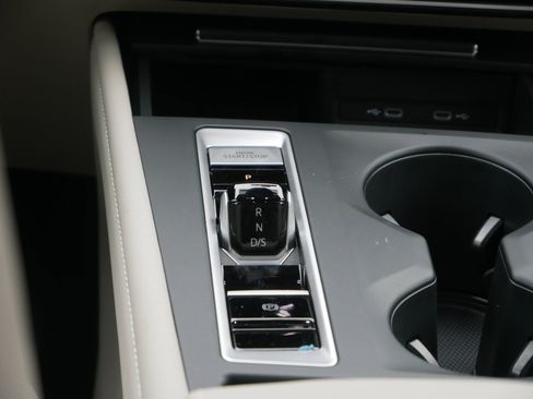 New 2026 Volkswagen Atlas SE image 10