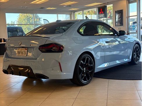 Used 2026 BMW M240i xDrive Coupe AWD/4WD image 6