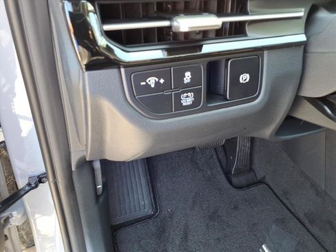 New 2026 Kia Sportage S AWD/4WD image 17