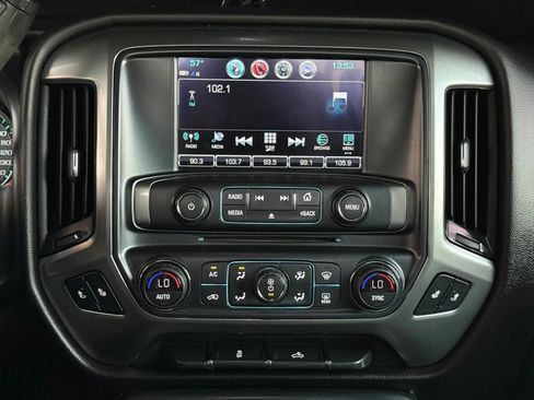 Used 2018 Chevrolet Silverado 1500 LT w/ All Star Edition AWD/4WD image 50