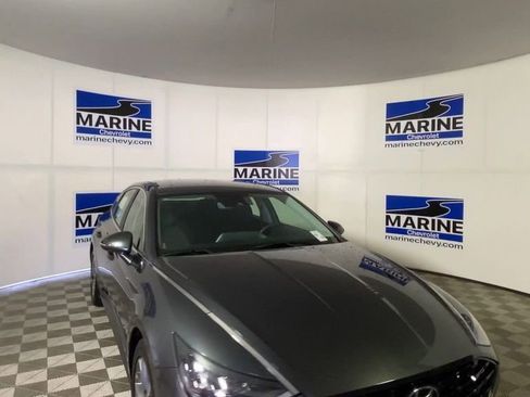 Used 2022 Hyundai Sonata SEL w/ Winter Weather Package FWD image 4