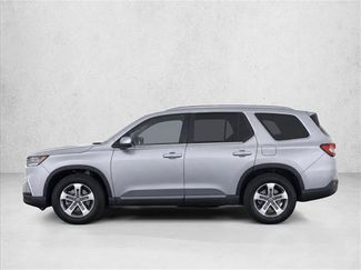 Used 2025 Honda Pilot EX-L video 4