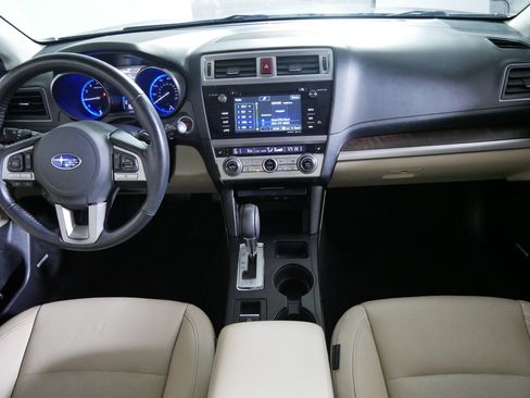 Used 2015 Subaru Outback 2.5i Limited AWD/4WD image 10