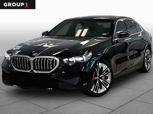Used 2024 BMW 530i w/ Premium Package RWD image 1