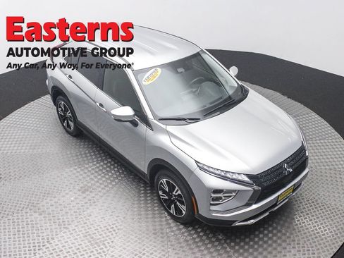 Used 2024 Mitsubishi Eclipse Cross SEL AWD/4WD image 3
