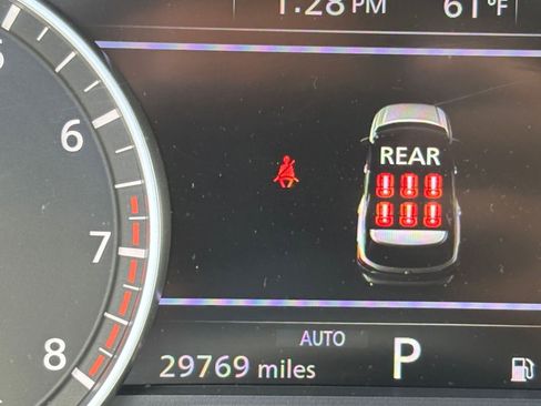 Used 2025 Nissan Pathfinder SV AWD/4WD image 43