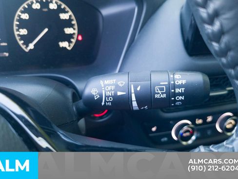 Used 2023 Honda HR-V EX-L image 32