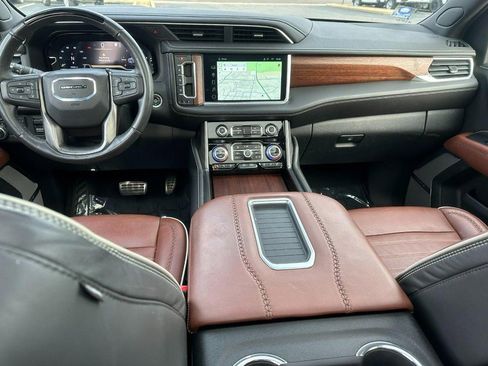 Used 2023 GMC Yukon Denali Ultimate image 16