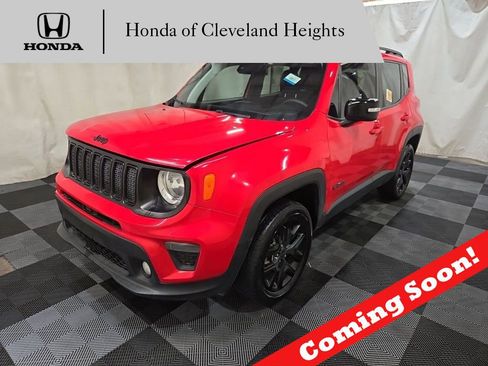 Used 2023 Jeep Renegade Altitude AWD/4WD image 1