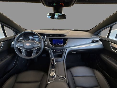 Used 2024 Cadillac XT5 Luxury FWD image 21