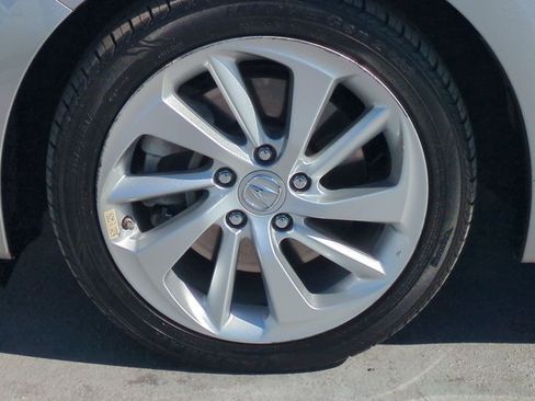 Used 2017 Acura ILX FWD image 23