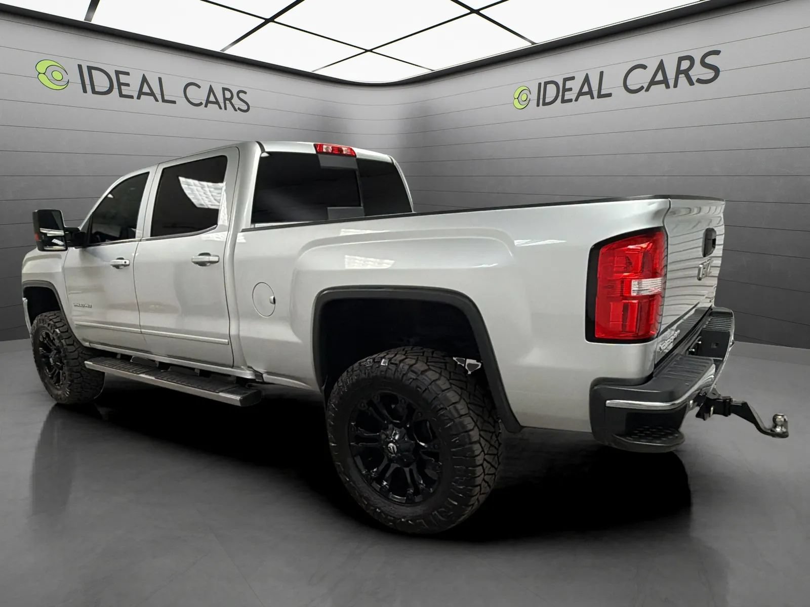 Used 2016 GMC Sierra 2500 SLE w/ SLE Preferred Package AWD/4WD image 7