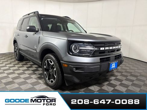Certified 2024 Ford Bronco Sport Outer Banks w/ Tech Package AWD/4WD image 2