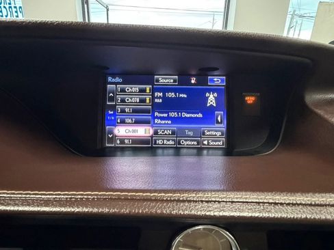 Used 2016 Lexus ES 350 w/ Luxury Package w/Wood Trim FWD image 51