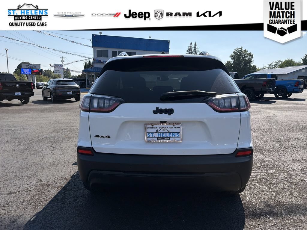 Used 2023 Jeep Cherokee Altitude Lux AWD/4WD image 5