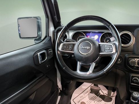 Used 2019 Jeep Wrangler Unlimited Sahara w/ Safety Group image 14