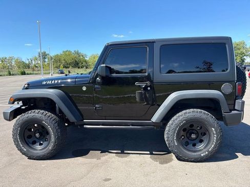 Used 2015 Jeep Wrangler Sport AWD/4WD image 13