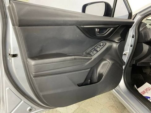Used 2017 Subaru Impreza 2.0i Premium AWD/4WD image 9