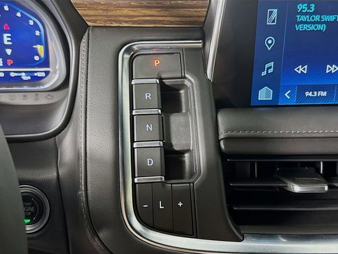 Used 2023 Chevrolet Tahoe High Country image 17