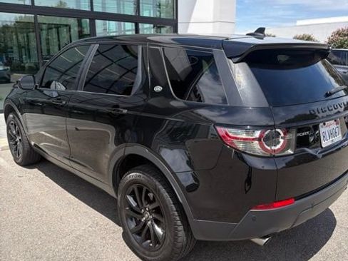Used 2016 Land Rover Discovery Sport SE AWD/4WD image 9