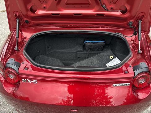 Certified 2025 MAZDA MX-5 Miata Grand Touring RWD image 25