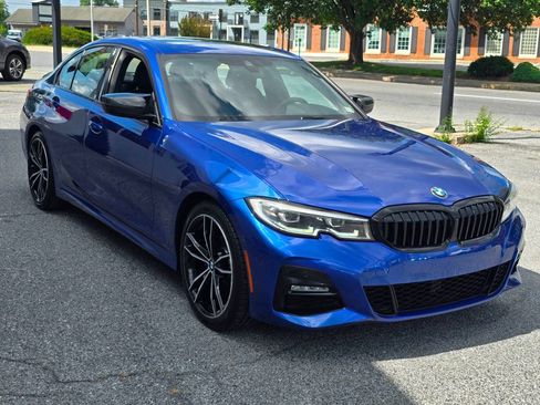 Used 2021 BMW 330i xDrive Sedan w/ M Sport Package AWD/4WD image 3