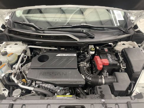 Used 2023 Nissan Rogue SL w/ SL Premium Package image 38