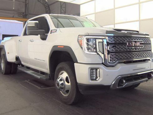 Used 2020 GMC Sierra 3500 Denali w/ Denali Ultimate Package AWD/4WD image 1