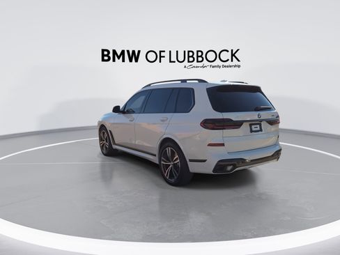 Certified 2026 BMW X7 xDrive40i w/ M Sport Package image 7