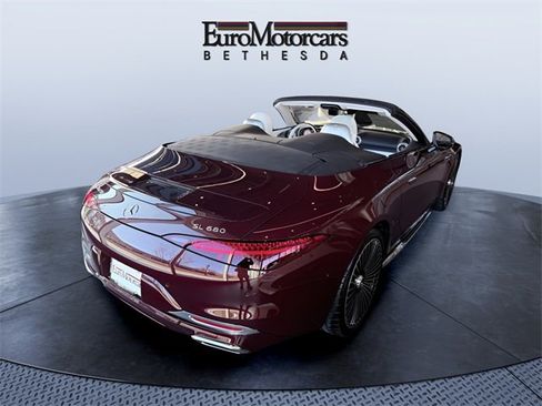 New 2026 Mercedes-Benz Maybach SL 680 image 2