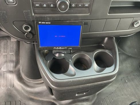 Used 2012 Chevrolet Express 1500 image 17