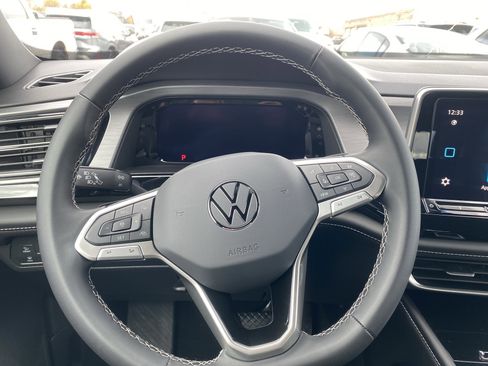 New 2026 Volkswagen Atlas Cross Sport SE image 14