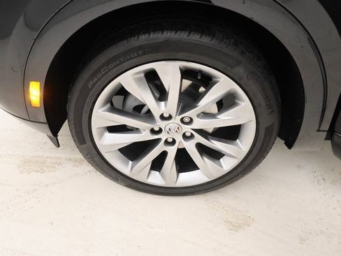 Used 2023 Buick Envision Avenir image 6