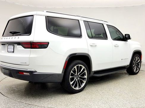 Used 2022 Jeep Wagoneer Series II w/ Convenience Group I image 5