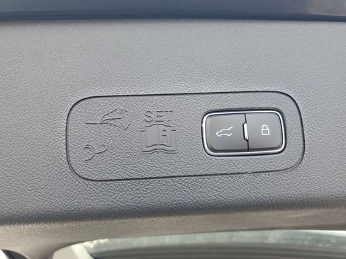 New 2026 Lincoln Aviator AWD image 30