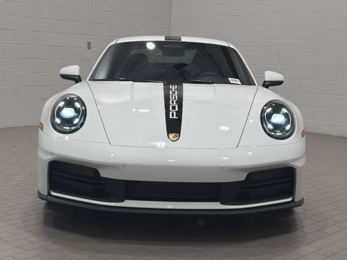 Used 2026 Porsche 911 Carrera RWD image 3