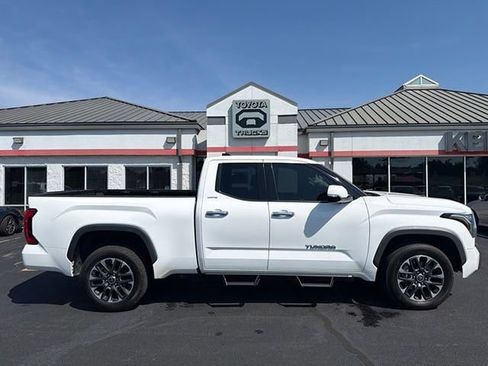 Used 2022 Toyota Tundra Limited AWD/4WD image 13