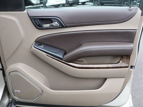 Used 2015 Chevrolet Tahoe LT w/ Luxury Package image 11